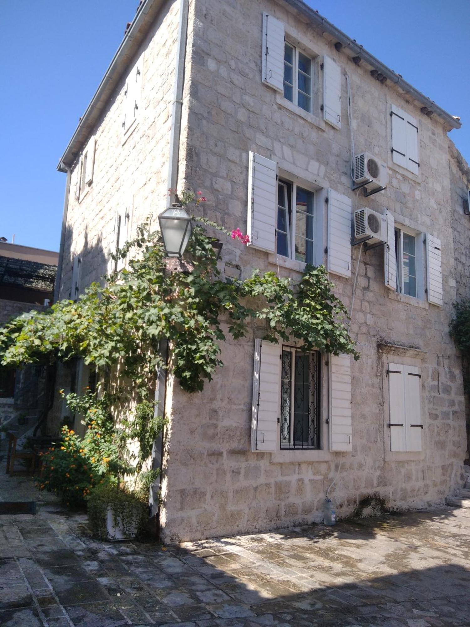 Michel Guest House Budva Exterior photo